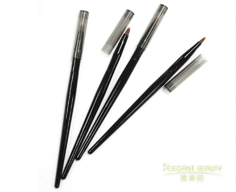 唇刷的正確使用方法及如何進行日常保養(yǎng)你知道嘛？