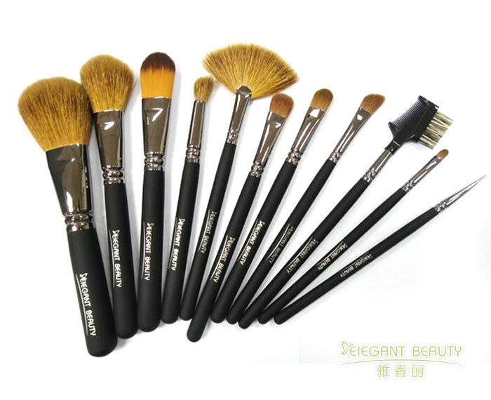 化妝刷工廠的刷毛裁剪技術(shù)如何保證刷毛端面平整？
